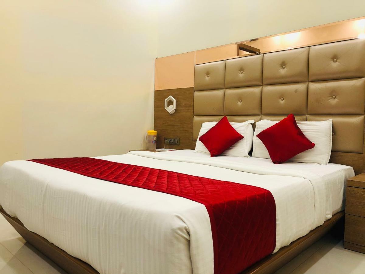 Hotel Guestinn Residency Βομβάη Εξωτερικό φωτογραφία