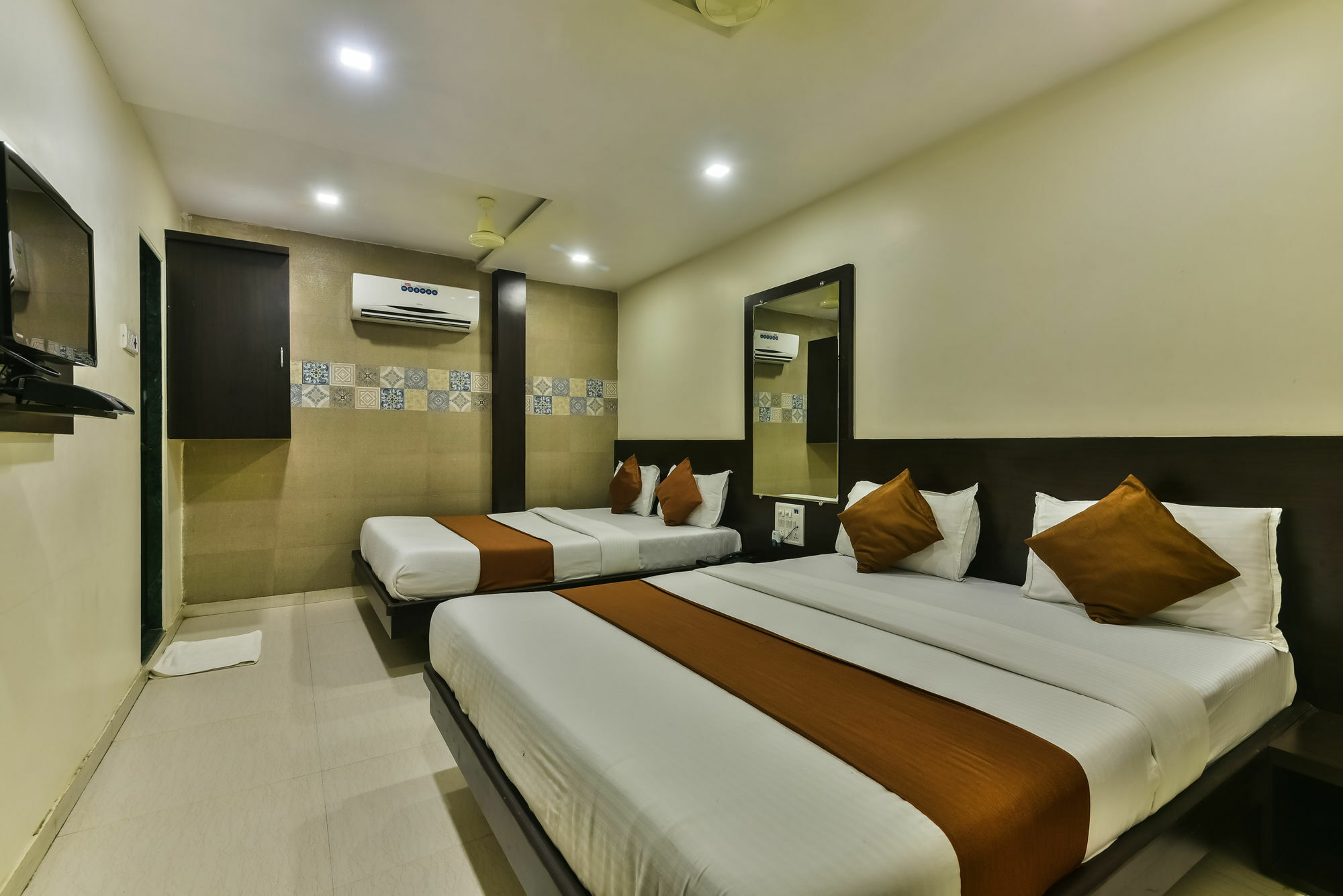 Hotel Guestinn Residency Βομβάη Εξωτερικό φωτογραφία